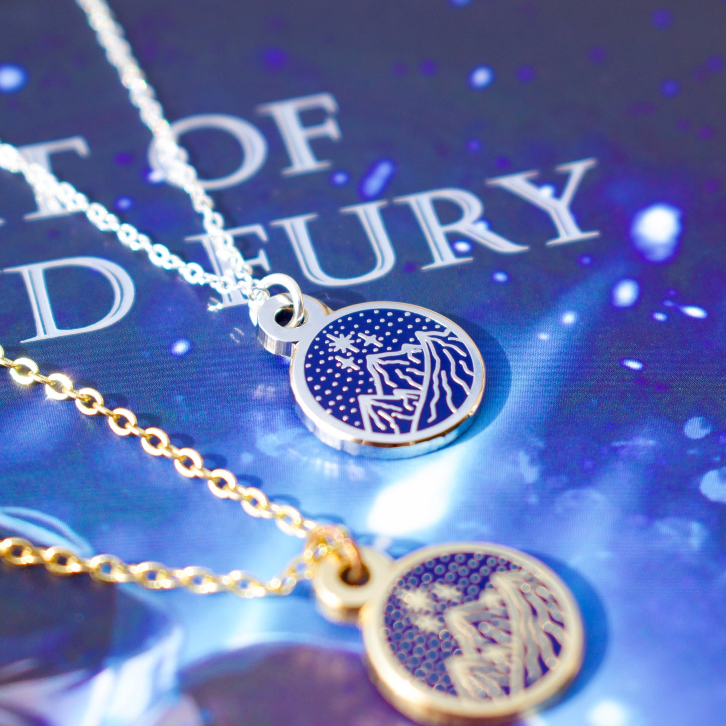 Velaris Necklace