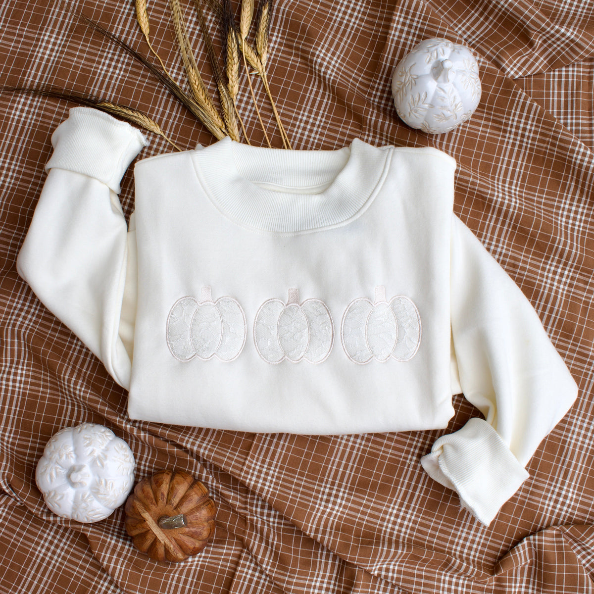 Pretty Pumpkin Mockneck