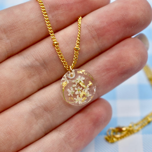 Dainty Baby's Breath Flower Necklace